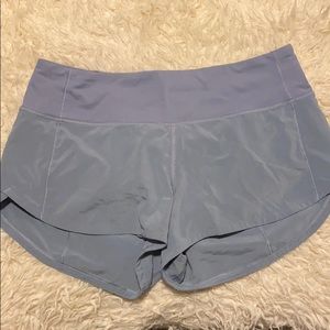 lulu lemon 2.5 inch blue/grey ish shorts